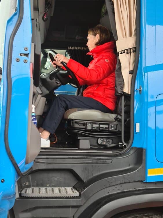 20210827_093836_resized